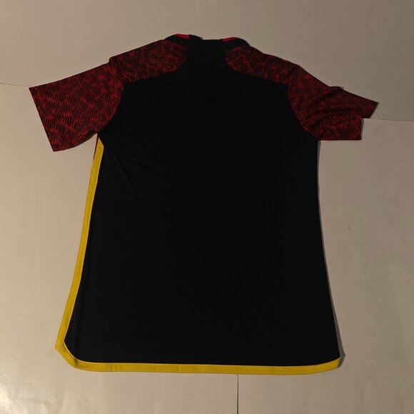 Women's Seattle Sounders FC 2023 The Bruce Lee Jersey Adidas M NWT Red/Black - Picture 12 of 13